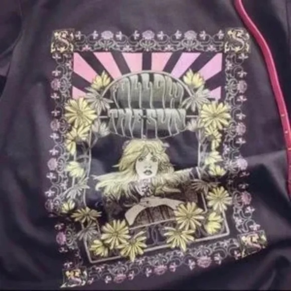 SOLD OUT Stevie Nicks Follow the Sun Graphic Band T-Shirt - Picture 5 of 5